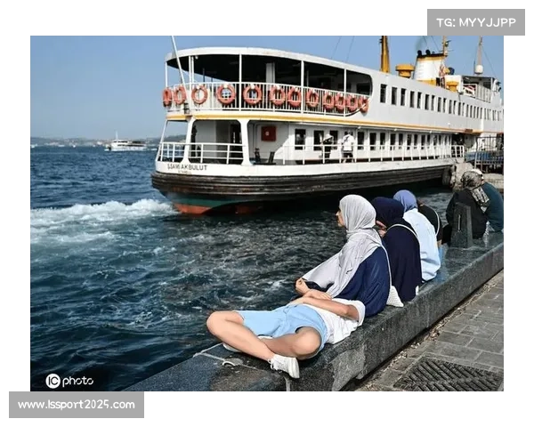 高温天气影响伊斯坦布尔赛场，费内巴切体能储备受考验